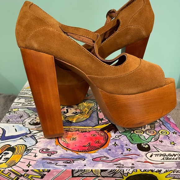 Jeffrey Campbell Foxy Tan Suede platform wood heel - Picture 7 of 16